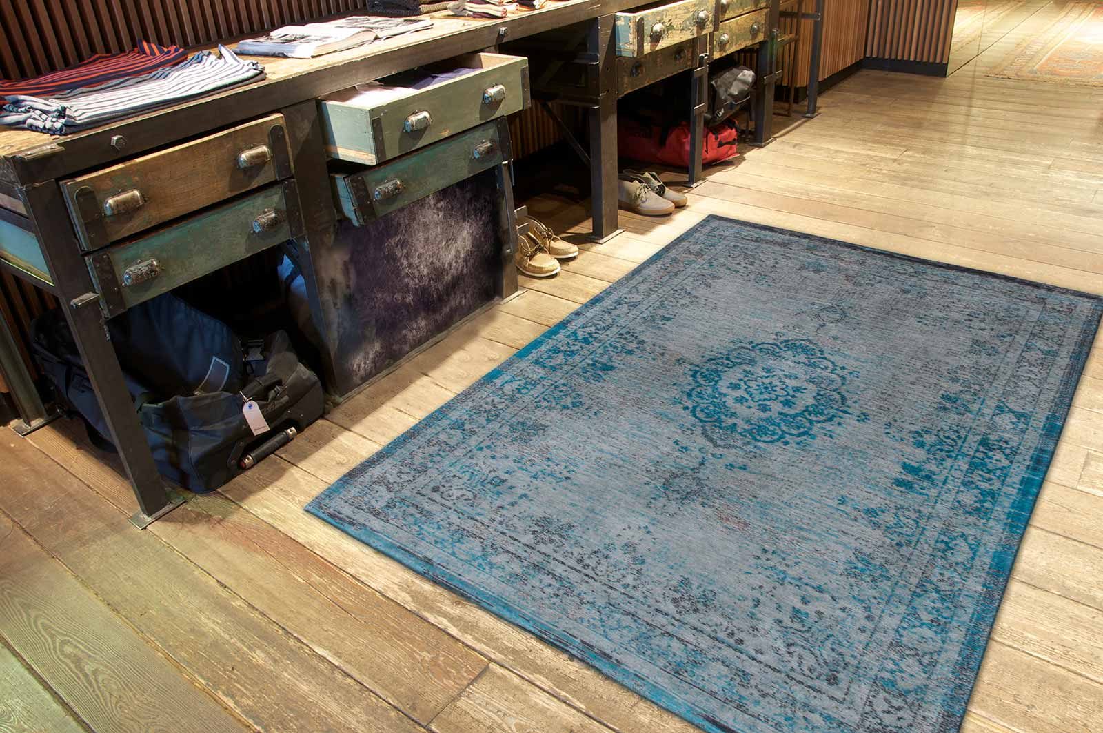 rugs Louis De Poortere CA 8255 Fading World Medaillon Grey Turquoise interior 2