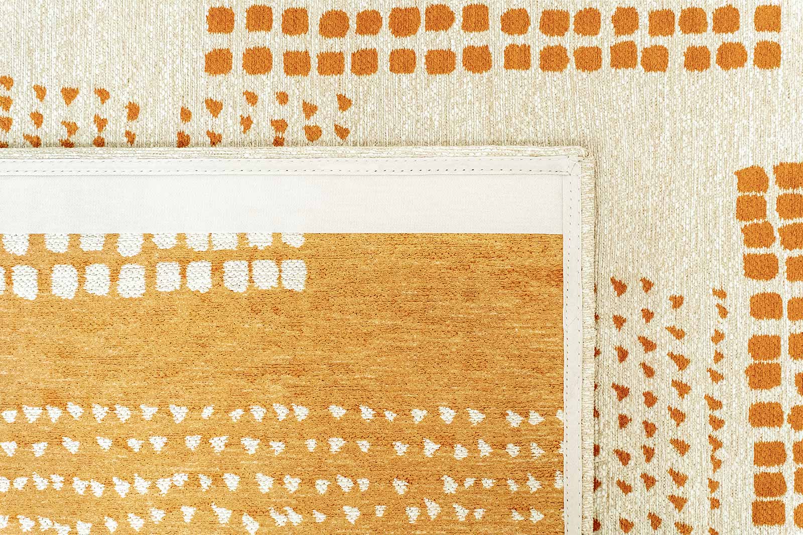 Louis De Poortere rug Craft 2077 Zen Garden Pomelo back