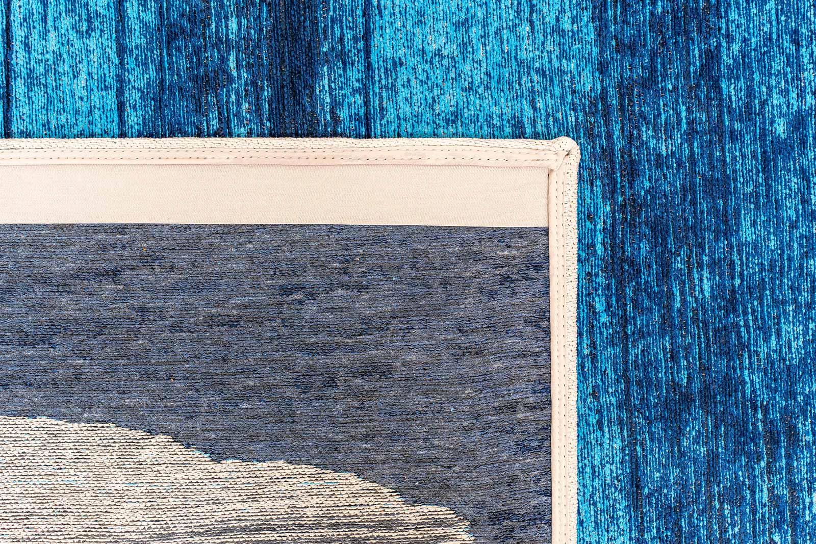Louis De Poortere rug Craft 2080 Brush Diva Blue back