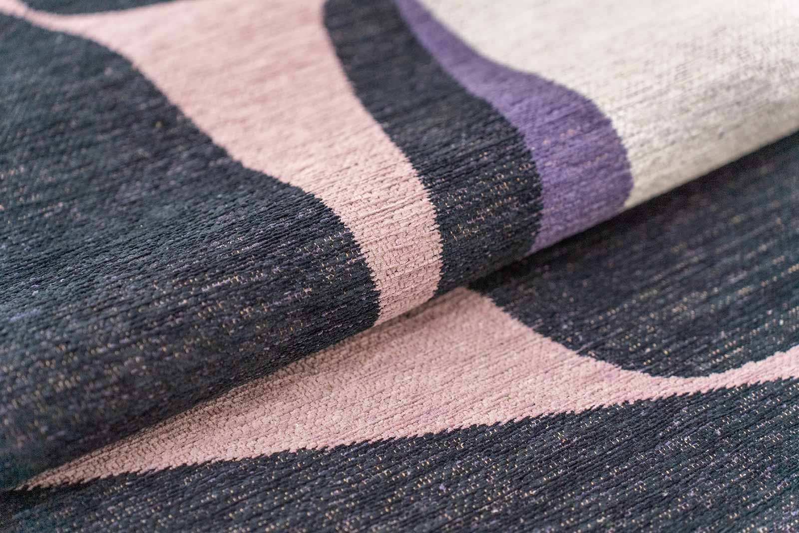 Louis De Poortere rug Gallery 2086 Stones Eclipse fold 2