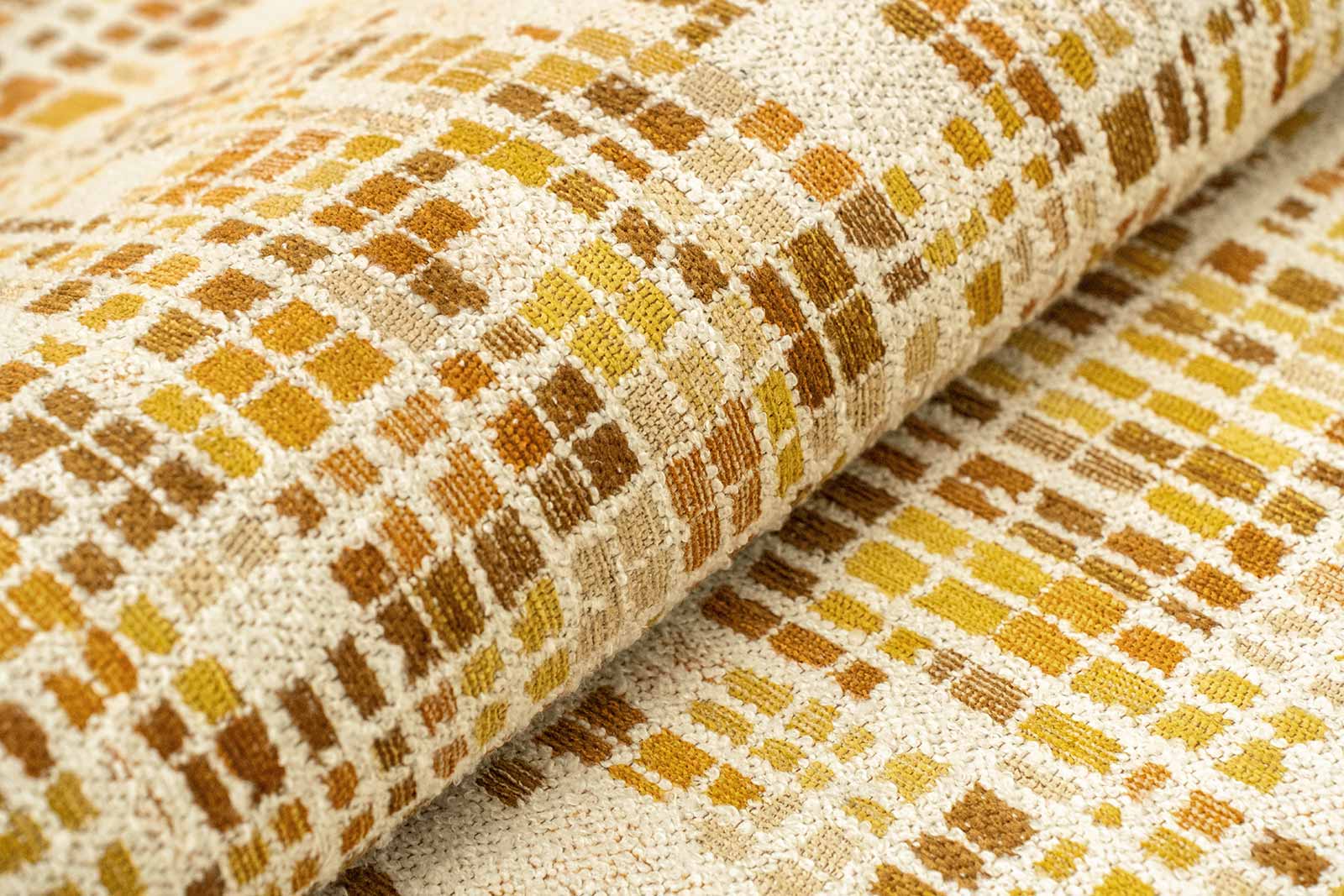 Louis De Poortere rug Gallery 2095 Cubik Noon fold 2