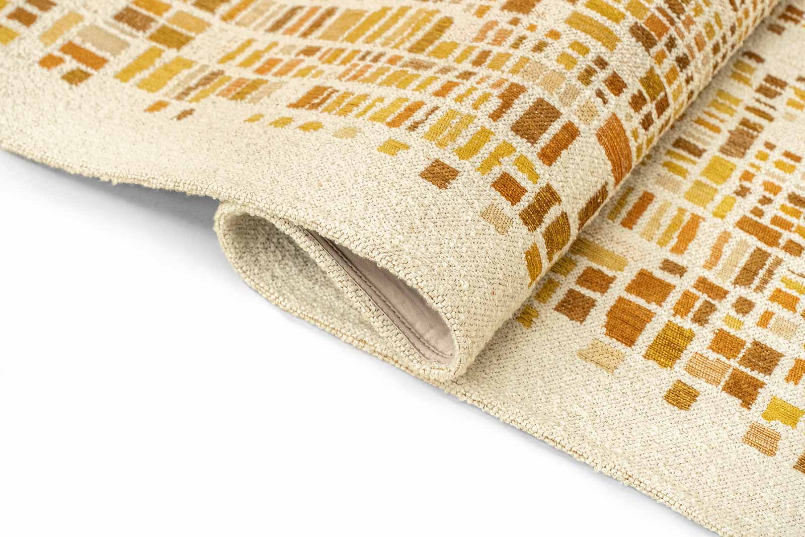 Louis De Poortere rug Gallery 2095 Cubik Noon fold