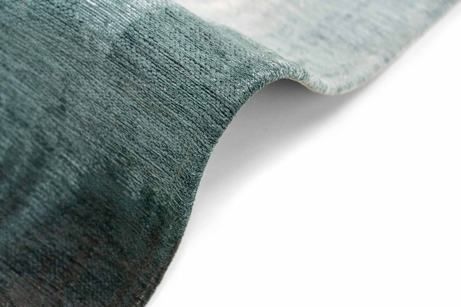 Louis De Poortere rug Meditation 2073 Sendai Deep Water upfold