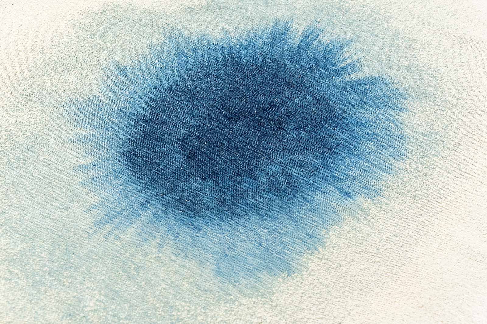 Louis De Poortere rug Meditation 2102 Drop Dream In Blue zoom 2